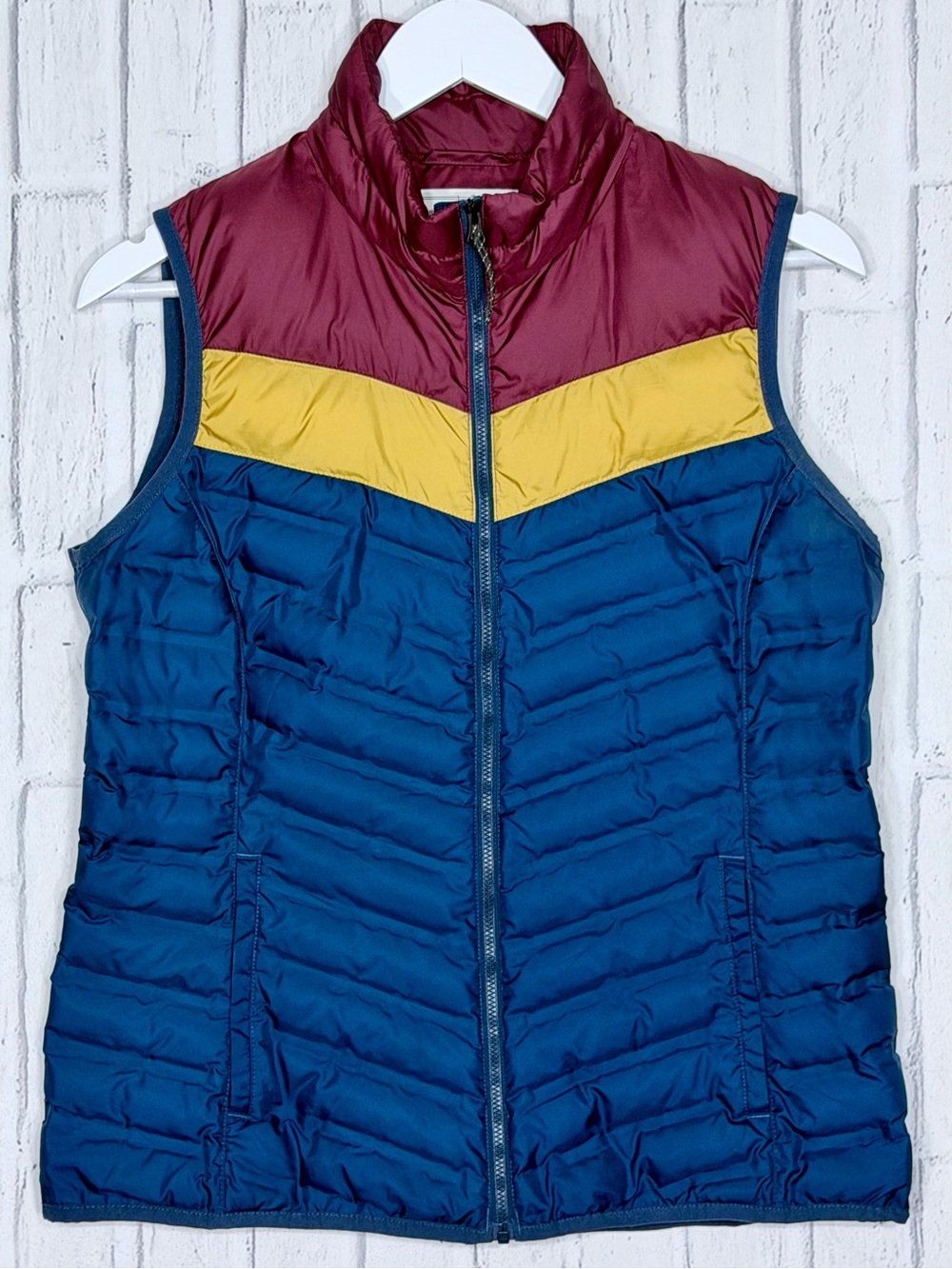 🏔️ Alpine Design Colorblock Puffer Vest Blue Burgundy Yellow Medium
